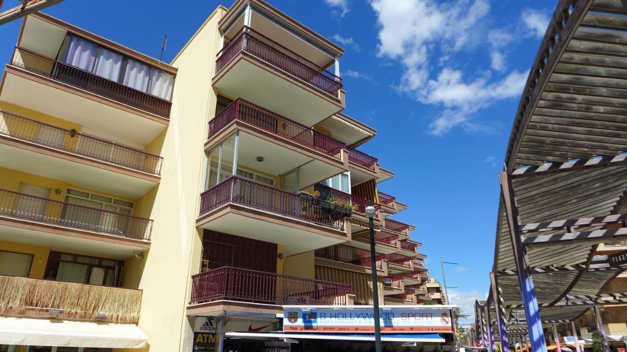 Apartamentos Alfonso I Palmyra 살루 외부 사진
