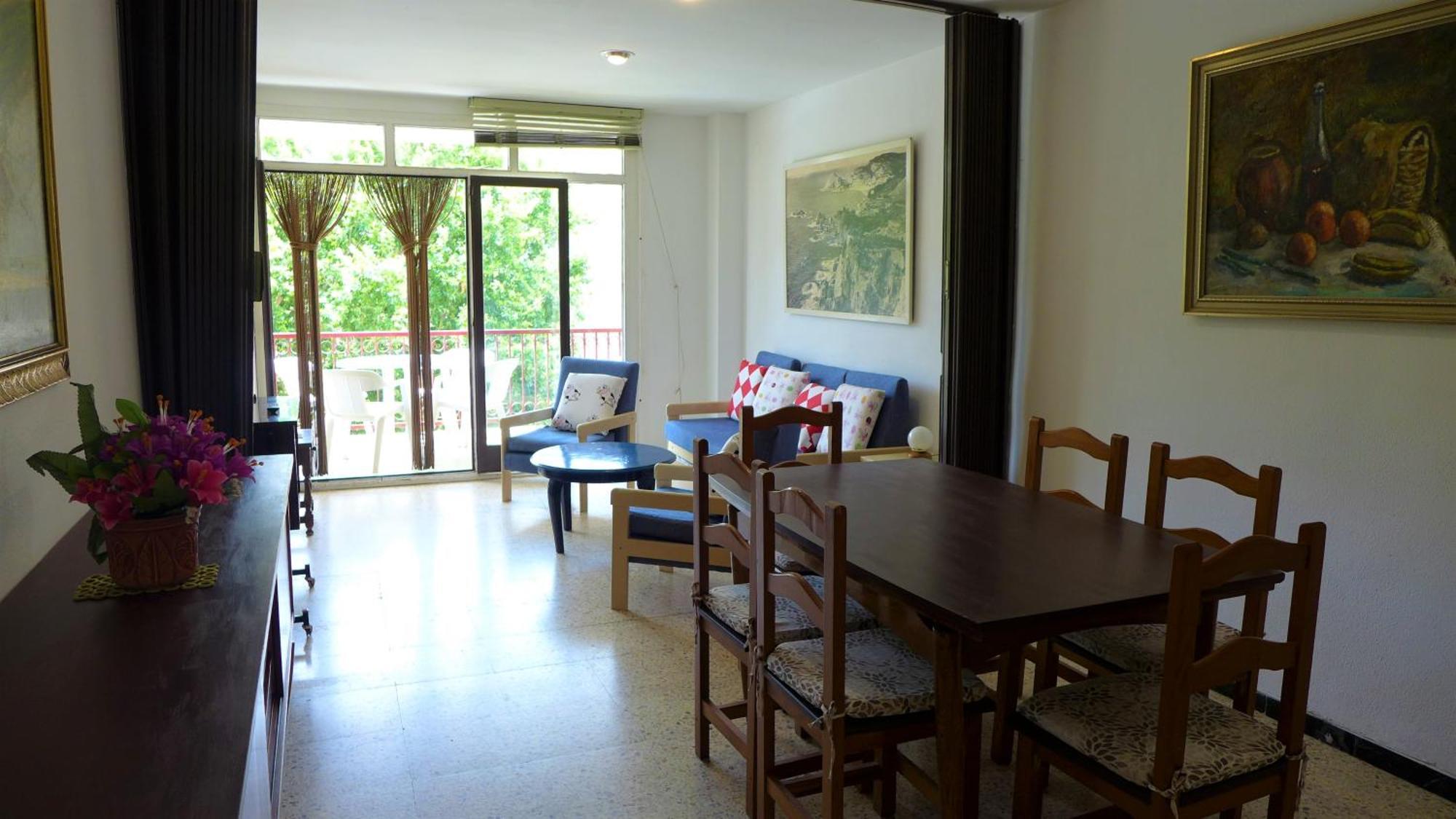 Apartamentos Alfonso I Palmyra 살루 외부 사진